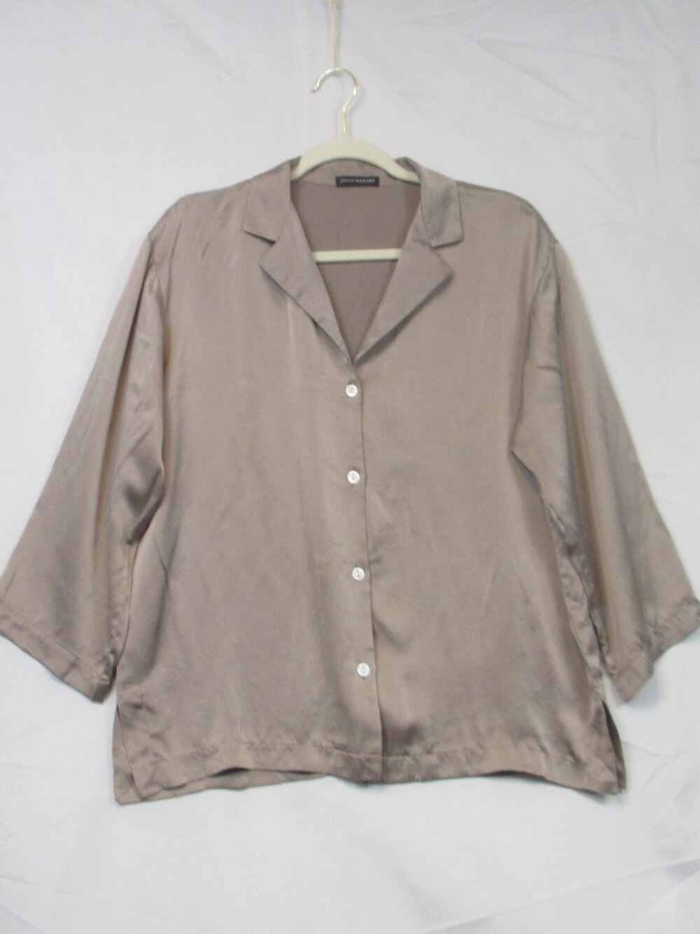 Josie Natori Pajama Top 100% Silk 3/4 Sleeve Button-Down Collared Taupe Size S
